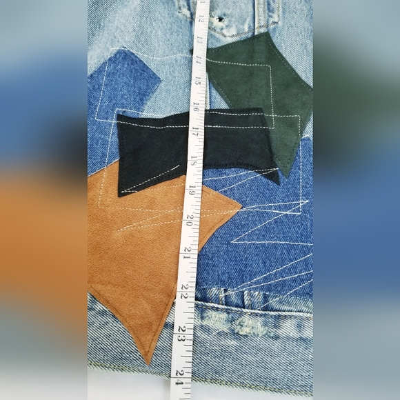 LEVI'S Levi Strauss & Co. Vintage Relaxed Trucker Jacket Distressed Patchwork - Picture 16 of 16